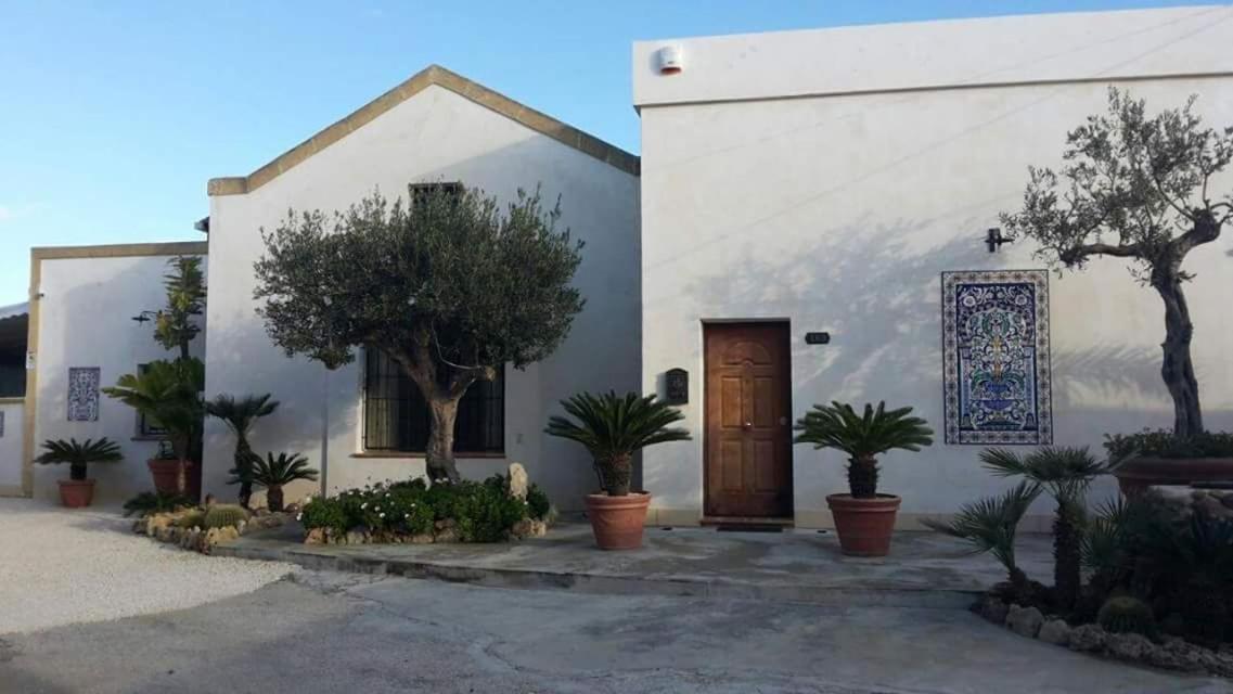 Baglio Isolalunga Bed & Breakfast Marsala Bagian luar foto